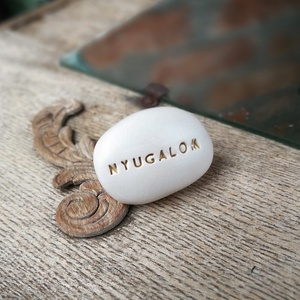 NYUGALOM - Varázskavics -  - Meska.hu