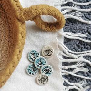 KERÁMIA GOMBOK - Virág mintás, vintage hatás, 6db / csomag - kellékek & szerszámok - rövidáru - gomb - kerámia gomb - Meska.hu