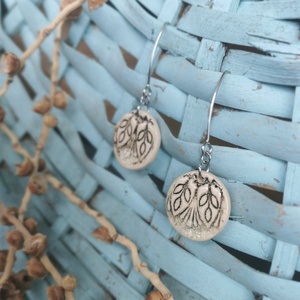 Rusztikus és elegáns kerámia fülbevaló - ékszer - fülbevaló - lógó fülbevaló - Meska.hu