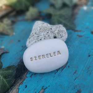 SZERELEM - Kerámia Varázskavics üzenettel, motivációs felirattal - esküvő - emlék & ajándék - köszönőajándék - Meska.hu