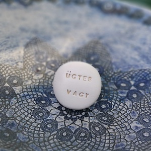 ÜGYES VAGY - Kerámia Varázskavics üzenettel, motivációs felirattal - esküvő - emlék & ajándék - köszönőajándék - Meska.hu