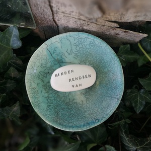 MINDEN RENDBEN VAN - Kerámia Varázskavics üzenettel, motivációs felirattal - esküvő - emlék & ajándék - köszönőajándék - Meska.hu