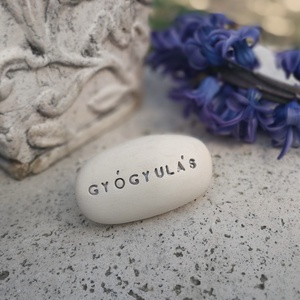 GYÓGYULÁS - Kerámia Varázskavics üzenettel, motivációs felirattal - esküvő - emlék & ajándék - köszönőajándék - Meska.hu