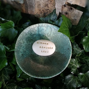 MINDEN RENDBEN LESZ - Kerámia Varázskavics üzenettel, motivációs felirattal - esküvő - emlék & ajándék - köszönőajándék - Meska.hu