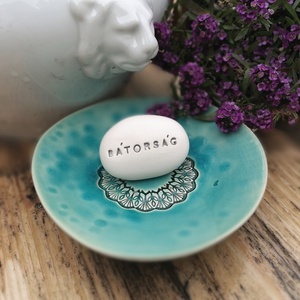 BÁTORSÁG - Kerámia Varázskavics üzenettel, motivációs felirattal - esküvő - emlék & ajándék - köszönőajándék - Meska.hu