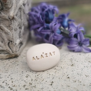 ALÁZAT - Kerámia Varázskavics üzenettel, motivációs felirattal - esküvő - emlék & ajándék - köszönőajándék - Meska.hu