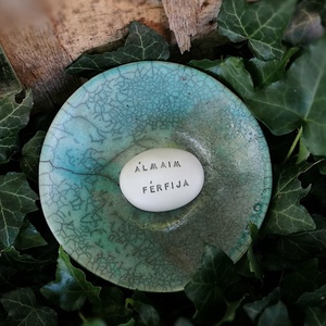 ÁLMAIM FÉRFIJA - Kerámia Varázskavics üzenettel, motivációs felirattal - esküvő - emlék & ajándék - köszönőajándék - Meska.hu