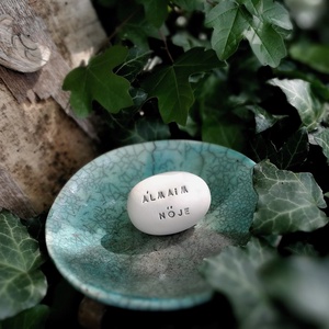 ÁLMAIM NŐJE - Kerámia Varázskavics üzenettel, motivációs felirattal - esküvő - emlék & ajándék - köszönőajándék - Meska.hu