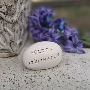 BOLDOG SZÜLINAPOT - Kerámia Varázskavics üzenettel, motivációs felirattal, Esküvő, Emlék & Ajándék, Köszönőajándék, , MESKA