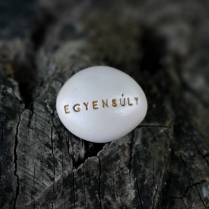 EGYENSÚLY - Kerámia Varázskavics üzenettel, motivációs felirattal - esküvő - emlék & ajándék - köszönőajándék - Meska.hu