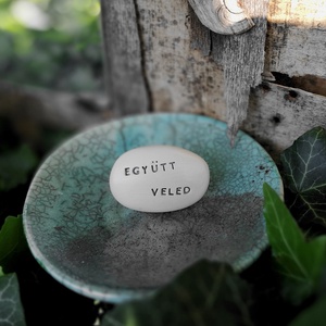 EGYÜTT VELED - Kerámia Varázskavics üzenettel, motivációs felirattal, Esküvő, Emlék & Ajándék, Köszönőajándék, , MESKA