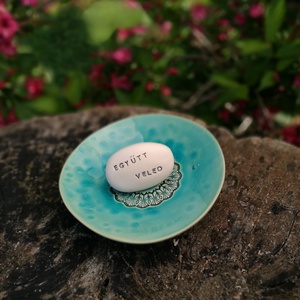 EGYÜTT VELED - Kerámia Varázskavics üzenettel, motivációs felirattal - esküvő - emlék & ajándék - köszönőajándék - Meska.hu