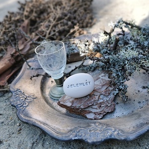 JELENLÉT - Kerámia Varázskavics üzenettel, motivációs felirattal - esküvő - emlék & ajándék - köszönőajándék - Meska.hu