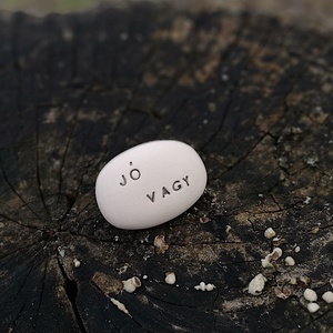 JÓ VAGY - Kerámia Varázskavics üzenettel, motivációs felirattal, Esküvő, Emlék & Ajándék, Köszönőajándék, , MESKA