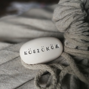 KÖSZÖNÖM - Kerámia Varázskavics üzenettel, motivációs felirattal, Esküvő, Emlék & Ajándék, Köszönőajándék, , MESKA