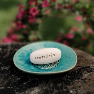 LEHETŐSÉG - Kerámia Varázskavics üzenettel, motivációs felirattal - esküvő - emlék & ajándék - köszönőajándék - Meska.hu