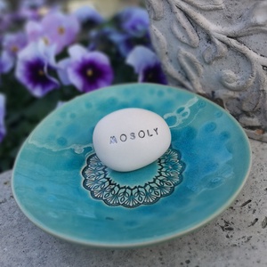 MOSOLY - Kerámia Varázskavics pozitív üzenettel, kedves emlék, ajándék minden alkalomra - esküvő - emlék & ajándék - köszönőajándék - Meska.hu