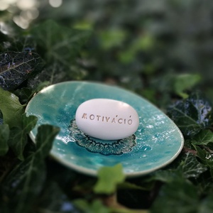 MOTIVÁCIÓ - Kerámia Varázskavics üzenettel, motivációs felirattal - esküvő - emlék & ajándék - köszönőajándék - Meska.hu