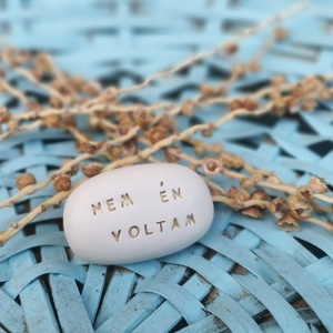 NEM ÉN VOLTAM - Kerámia Varázskavics üzenettel, motivációs felirattal, Esküvő, Emlék & Ajándék, Köszönőajándék, , MESKA