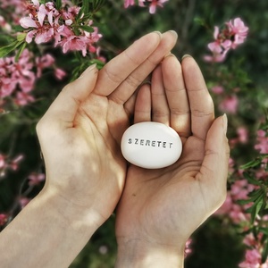 SZERETET - Kerámia Varázskavics kedves üzenetekkel, motivációkkal - esküvő - emlék & ajándék - nászajándék - nászajándék gyűjtők - Meska.hu