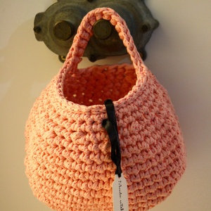 Horgolt függeszthető kosár - otthon & életmód - tárolás & rendszerezés - tárolókosár - Meska.hu