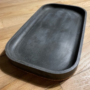 Kerekített szélű, peremes tálca - Meska.hu