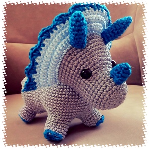 Triceratops dínó  - Meska.hu