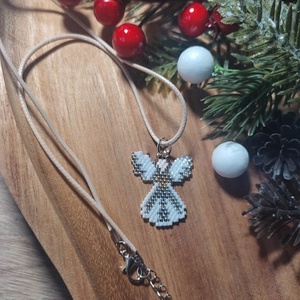 Angyal nyaklánc, Ékszer, Nyaklánc, Medálos nyaklánc, Gyöngyfűzés, gyöngyhímzés, MESKA