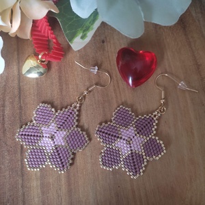 Óriás virág fülbevaló, Ékszer, Fülbevaló, Lógó fülbevaló, Gyöngyfűzés, gyöngyhímzés, MESKA