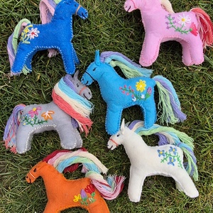 Húsvéti unikornis ló - játék & sport - plüssállat & játékfigura - ló - Meska.hu