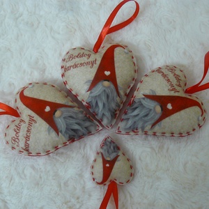 Manó mintás filc szívek - Meska.hu