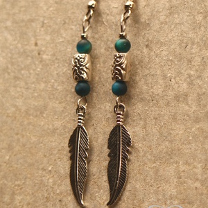  Madártoll fülbevaló - kék tigrisszem - ékszer - fülbevaló - lógó fülbevaló - Meska.hu