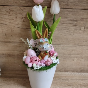 Nyuszis -tulipános asztaldísz  - Meska.hu