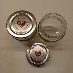 4 darab üveg szíves tetővel - kellékek & szerszámok - díszíthető tárgyak - üveg - Meska.hu