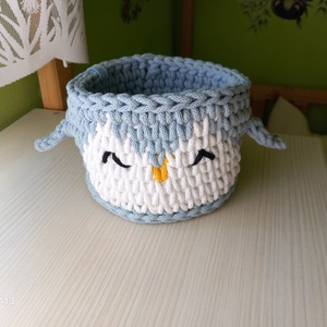 Horgolt ( kék) pingvin tároló  - Meska.hu