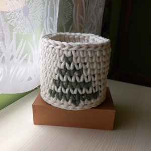 Horgolt karácsonyfás tároló  - karácsony - karácsonyi lakásdekoráció - Meska.hu