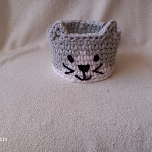 Horgolt cicás tároló  - otthon & életmód - tárolás & rendszerezés - tárolókosár - Meska.hu