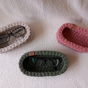 Horgolt szemüvegtartó - táska & tok - pénztárca & más tok - szemüvegtok - Meska.hu