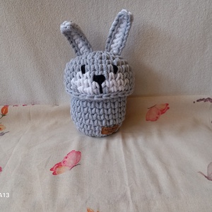 Horgolt nyuszis tároló - Meska.hu