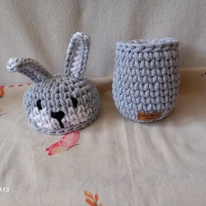 Horgolt nyuszis tároló - ünnepi díszek, dekorációk - húsvéti díszek és dekorációk - húsvéti kosár - Meska.hu