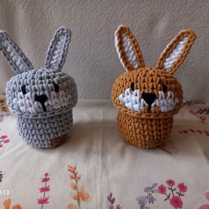 Horgolt nyuszis tároló - Meska.hu