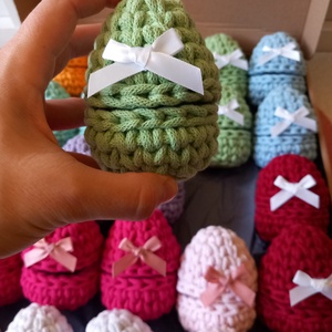 Horgolt nyitható kis tojások - ünnepi díszek, dekorációk - húsvéti díszek és dekorációk - húsvéti ajándékátadó - Meska.hu