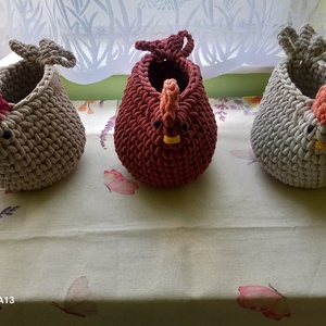 Horgolt tyúk formajú tároló  - otthon & életmód - tárolás & rendszerezés - doboz - Meska.hu