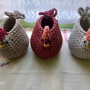 Horgolt tyúk formajú tároló  - otthon & életmód - tárolás & rendszerezés - doboz - Meska.hu