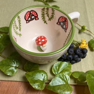 GOMBA MANÓ  - kukucskáló bögre  - otthon & életmód - konyhafelszerelés, tálalás - tálalás - bögre & csésze - Meska.hu