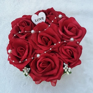 Rózsabox piros színű virágokkal, Otthon & Lakás, Dekoráció, Virágdísz és tartó, Csokor & Virágdísz, Virágkötés, MESKA