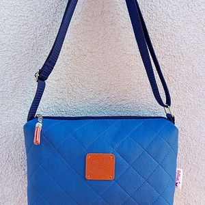 Kék női válltáska steppelt mintával 23x16 cm - táska & tok - kézitáska & válltáska - vállon átvethető táska - Meska.hu