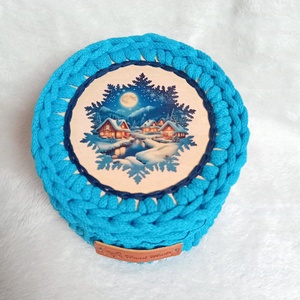 Karácsonyi horgolt fedeles kosárka, havas táj, kék - otthon & életmód - tárolás & rendszerezés - tárolókosár - Meska.hu