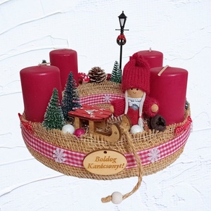 Adventi, karácsonyi koszorú, asztaldísz - kislánnyal, bordó, Karácsony, Adventi díszek, Adventi koszorú, Mindenmás, Virágkötés, MESKA