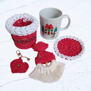 Karácsonyi kuckózás ajándékszett, piros, bögrés - Meska.hu